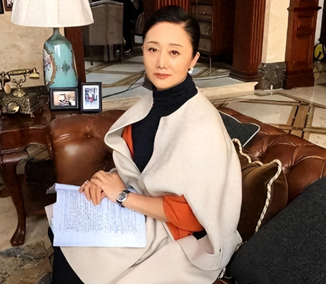 她被琼瑶“下套”欺骗，为拍戏故意堕胎，如今58岁她得到了什么