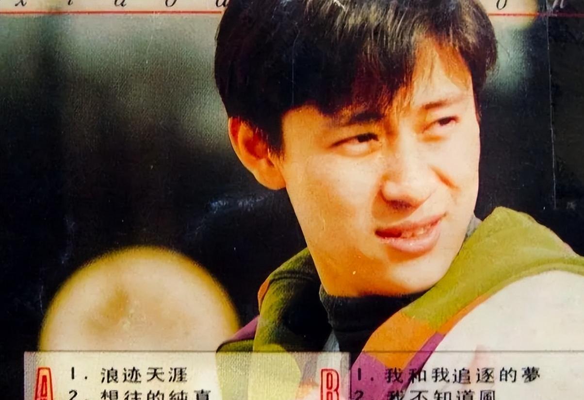 55岁解晓东近况流出,与阎维文朱时茂聚餐,喝12元饮料引热议