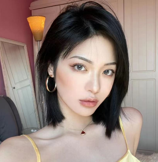 短发 尝试一下齐颈发，洋气减龄，谁剪谁美