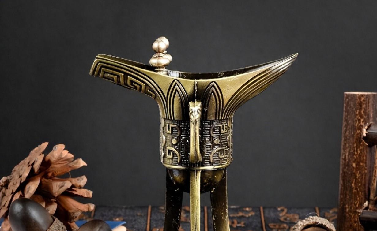 饮品|一位酒厂工人的肺腑之言:只需一点茶叶水,白酒好坏立马一目了然