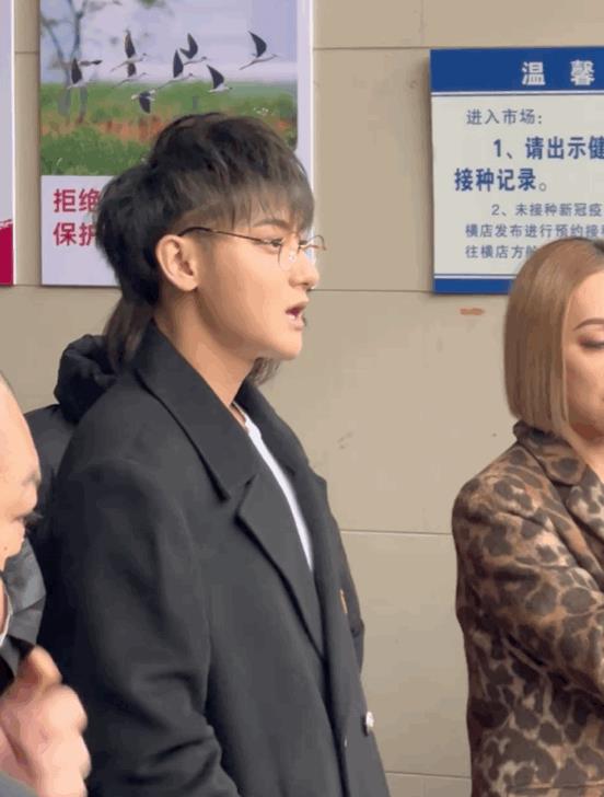 孙红雷|《萌探探探案3》路透曝光,孙红雷强哥附体,宁静请全组喝奶茶