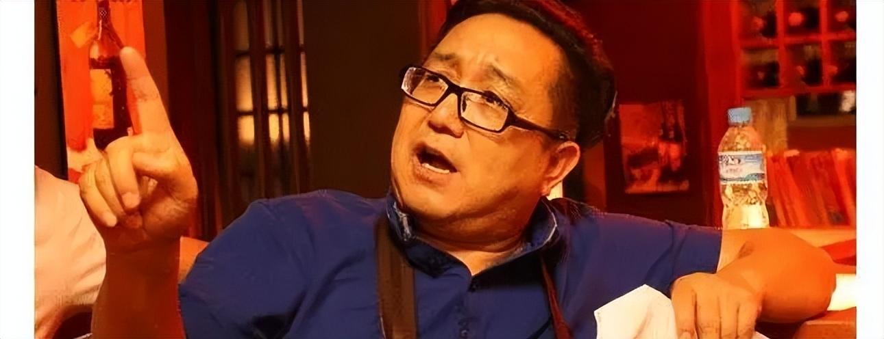 演员句号：二婚娶小11岁的丫蛋为妻，给晚年丧子的岳父岳母当亲儿