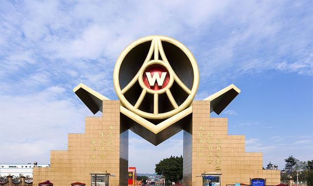 招聘|五粮液招聘录用名单公布,多位清北硕博生在列,名校生盯上了酒厂