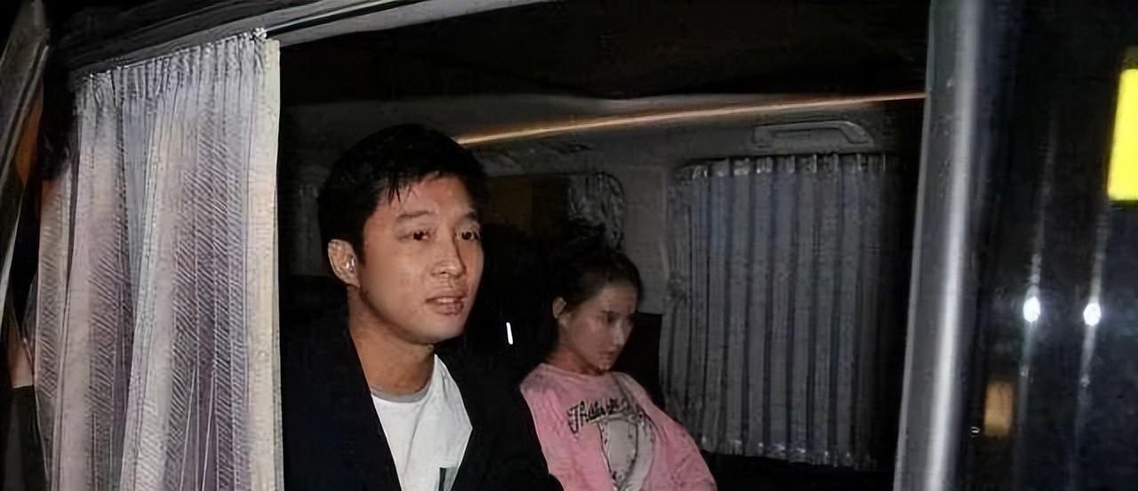 化妆|赌王三太和霍启刚同框,70岁皮肤紧致惹人慕,钻戒手镯豪气吸睛