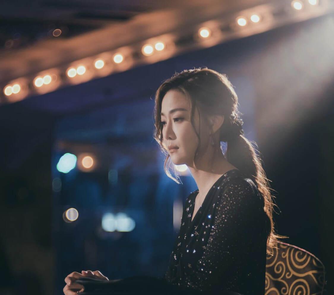 TVB朱智贤与62岁蒋志光演夫妻被指好出戏，曾与人夫偷食已被洗白