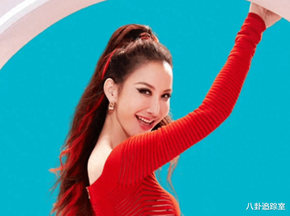 李玟录音事件升级！曝那英姐拿合同威胁，蓝台3条命6宗罪罄竹难书