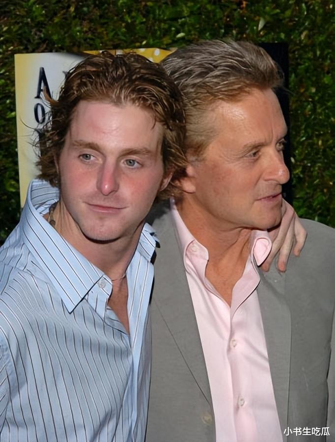 泽塔·琼斯：忍了花心老公23年，一双儿女都没能遗传她的高颜值