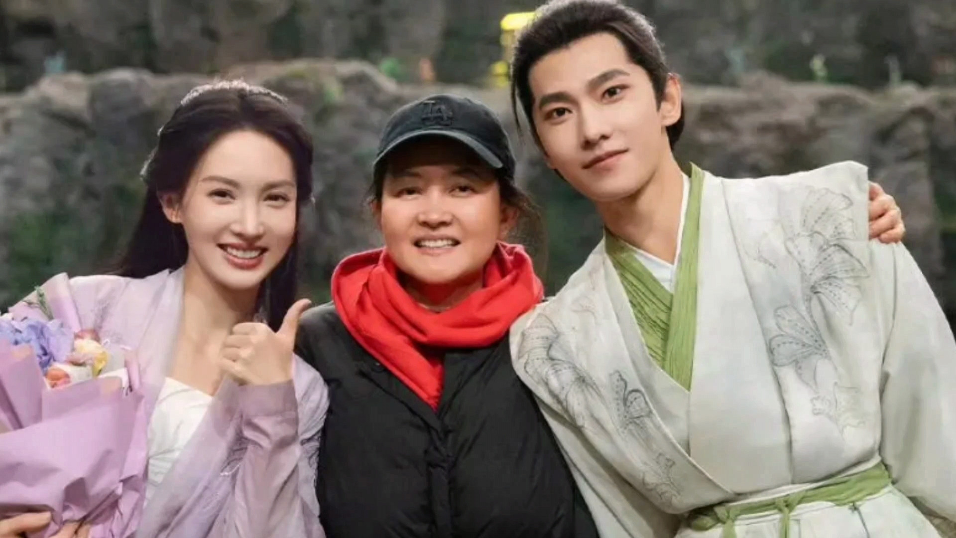 《凡人修仙传》：本以为金晨足够惊艳，可我却被43岁女演员迷眼了