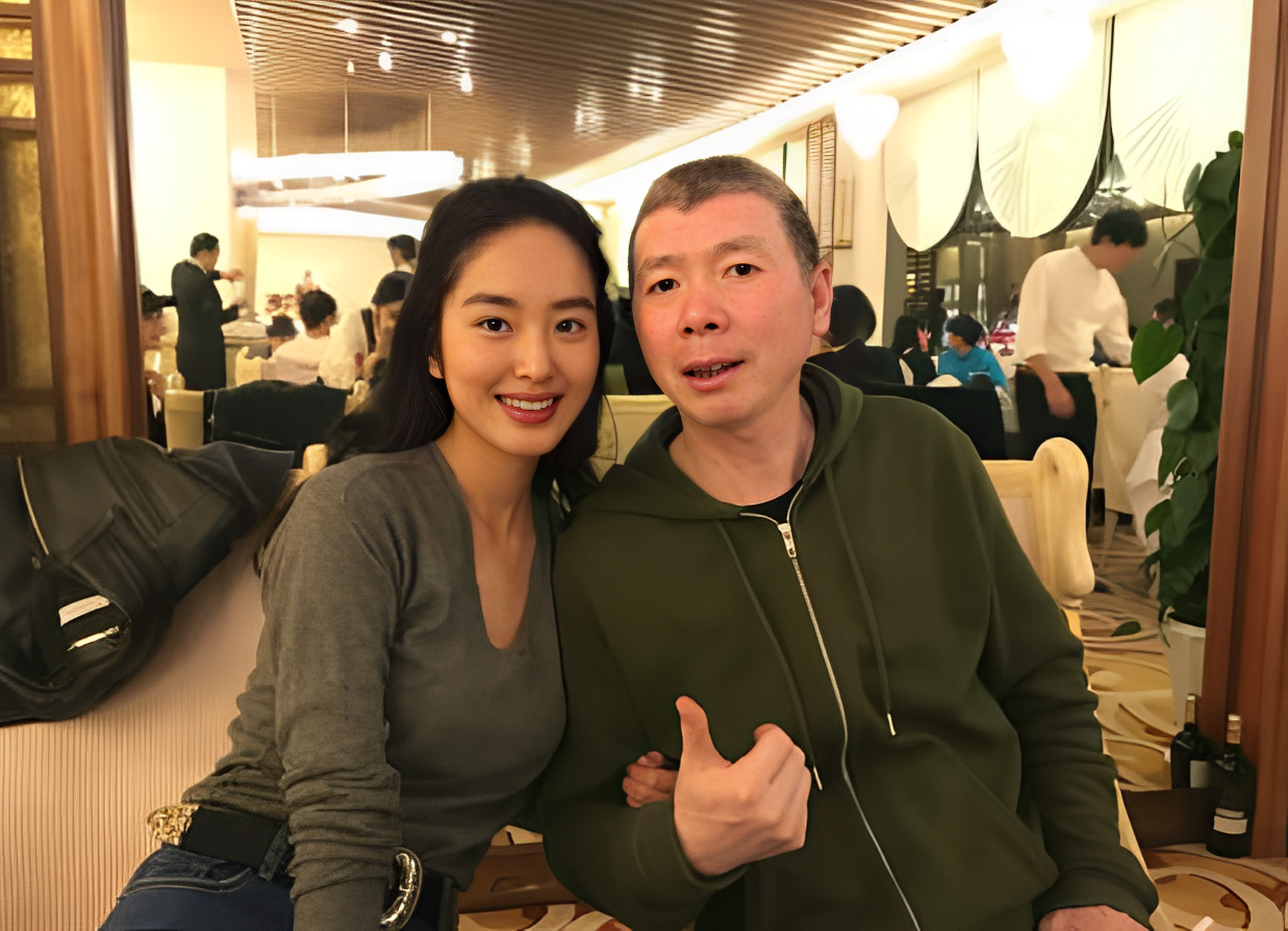 裸替演员邵小珊与冯小刚开撕:你这个骗子,我一定让你身败名裂!