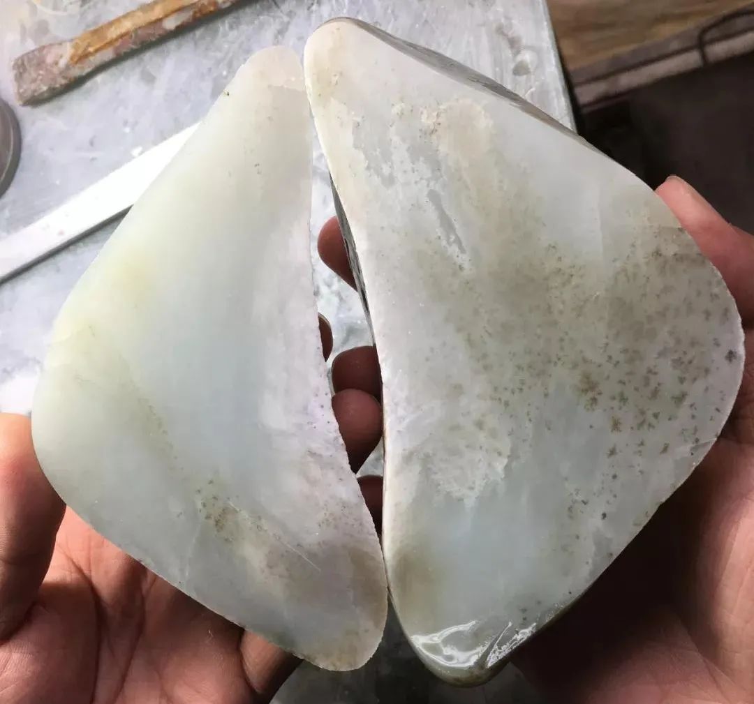 巧用和田玉里面的脏，锦上添花