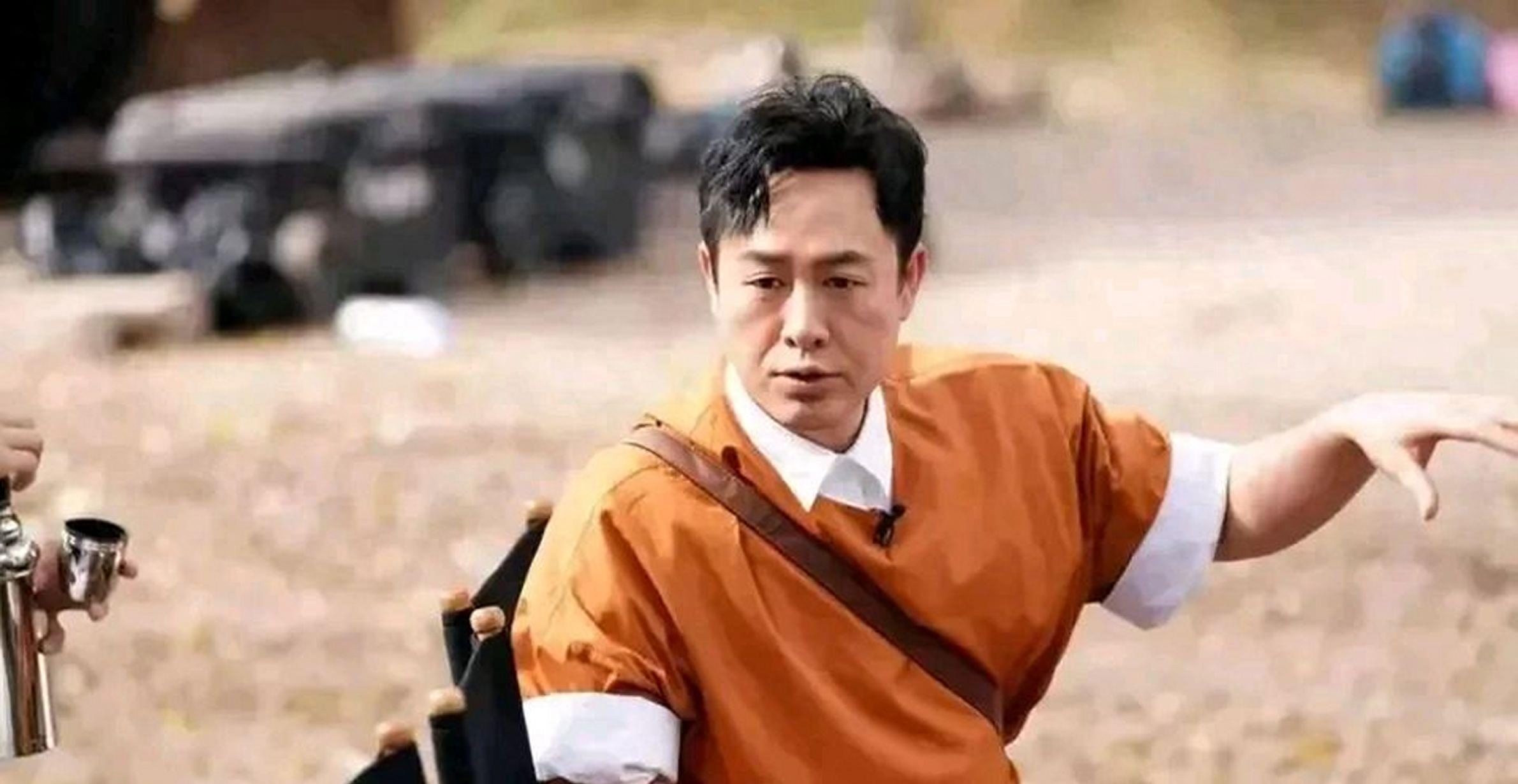 从爆红到“打回原形”，张颂文只用八个月，终是步了张小斐的后尘