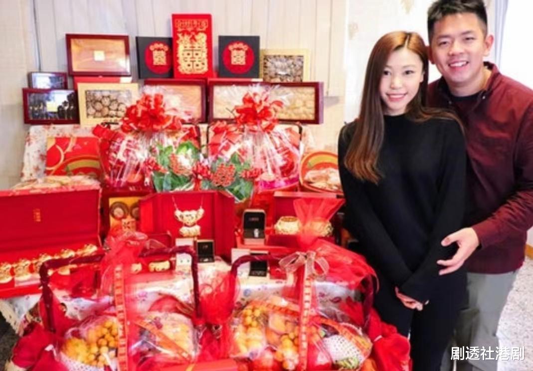 薛家燕|三代同堂！资深港星为2岁孙子庆生，独自带大儿女更赠豪宅娶儿媳