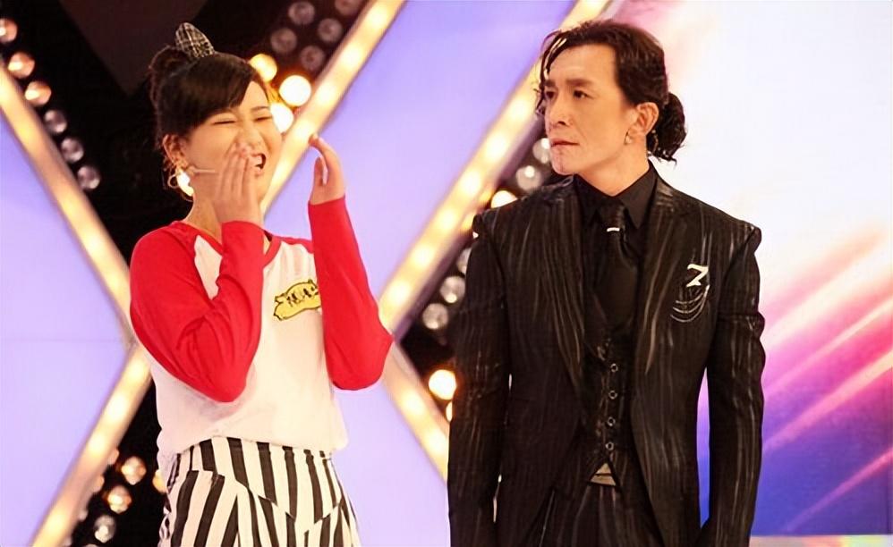 哑巴吃黄连!最美央视主持人“被辞”,后被爆是富豪小三