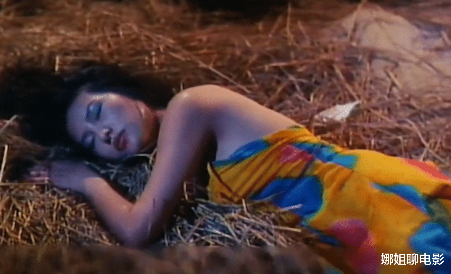 吴家丽的香港B级片,让你大饱眼福,面对三个变态歹徒她迎难而上