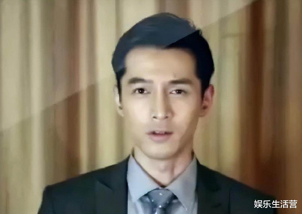 伪装者女主控诉被胡歌砸断锁骨,嘲讽他越混越差,采访视频太打脸