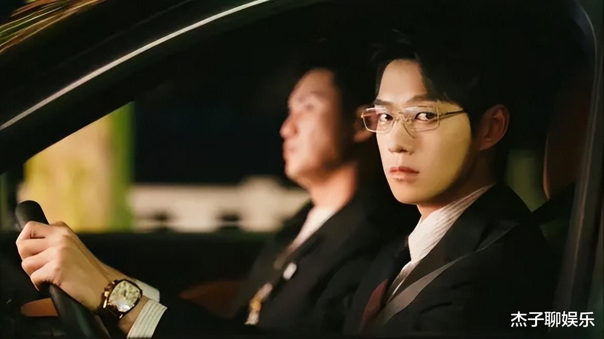 他要是有张一山一半清醒,也不至于毁了13年好口碑,彻底沦为笑话