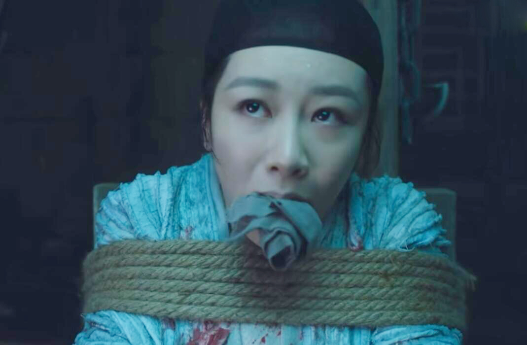 同样是演“被绑架”，把杨紫、鞠婧祎等人放一起看，差距就出来了