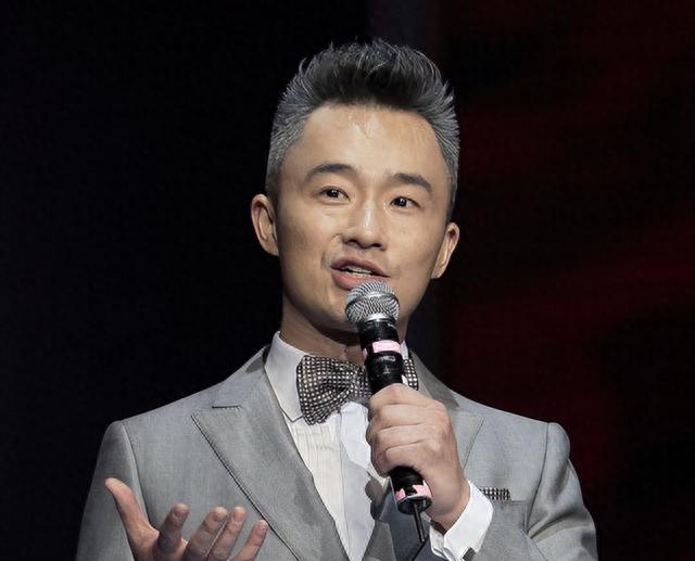 曝主持人程雷因肝病去世,年仅51岁,本尊晒合影回应,近况被曝光