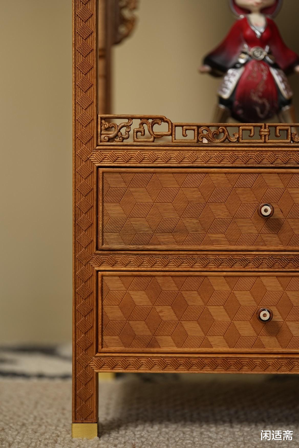 富丽堂皇，金丝楠木，满雕饰案上博古柜