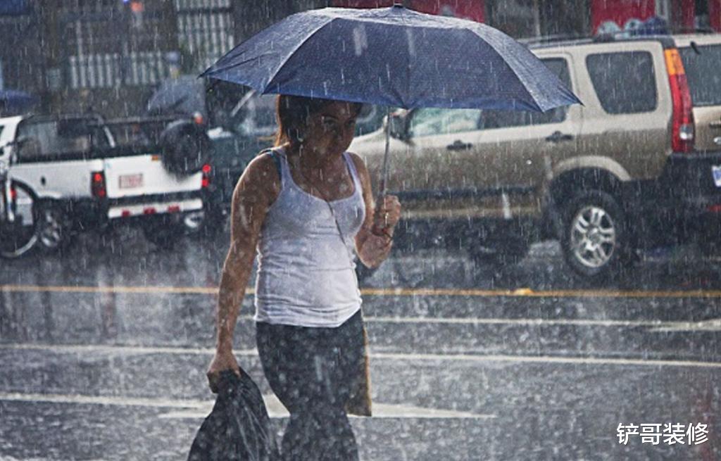 |吃饭时，为什么南方人用骨碟，北方人直接吐在桌子上？