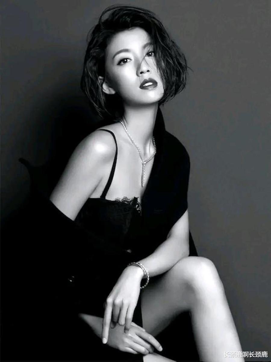 蔡思贝|与异性没有边界感的蔡思贝,总拿洋妹性格做挡箭牌,让人避之不及