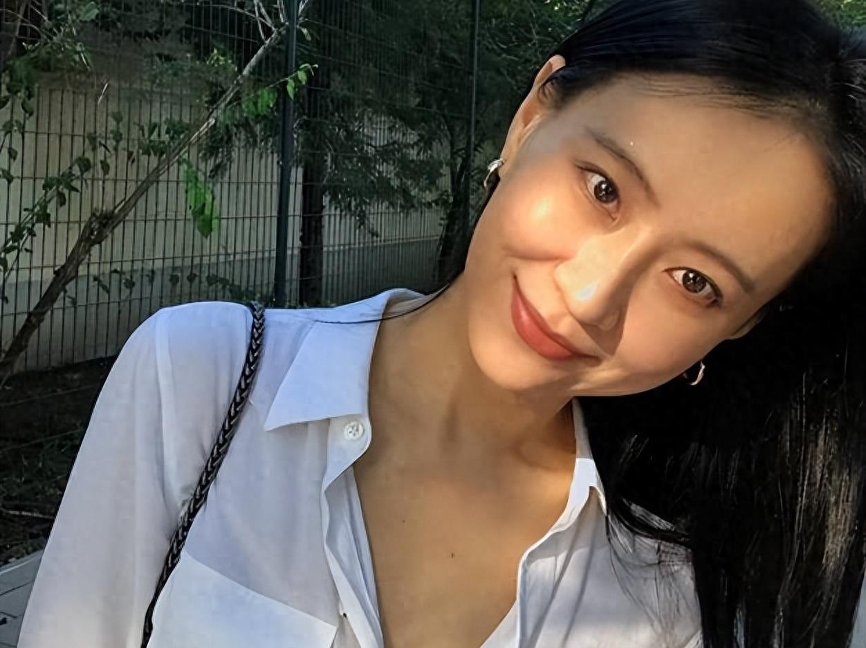 女星自曝被胡歌砸断锁骨,手术打七根钢钉,拍戏剧组封口不让外传