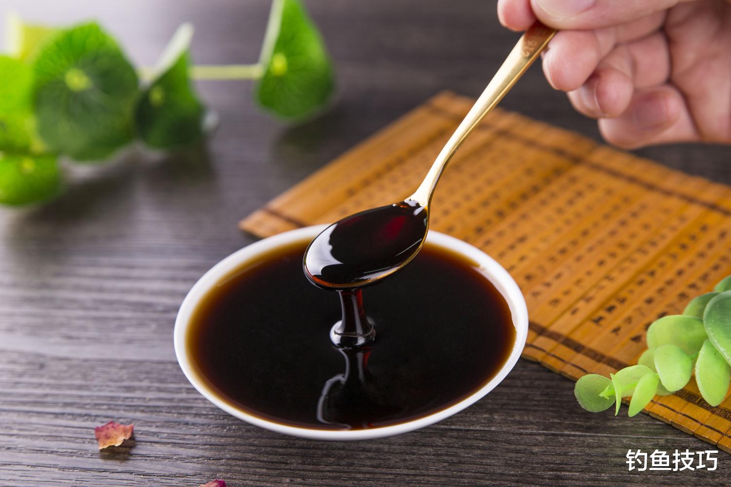 鲤鱼|钓黑坑鲤鱼必学的知识，黑坑鲤鱼的4个特殊习性