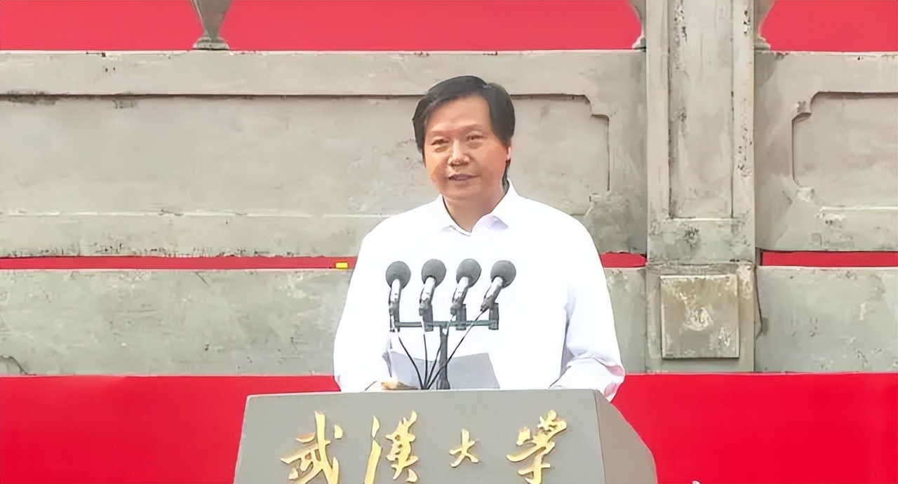 |毕业即失业？听完雷军演讲后武大学子悟了，弄懂这5句话玩转职场