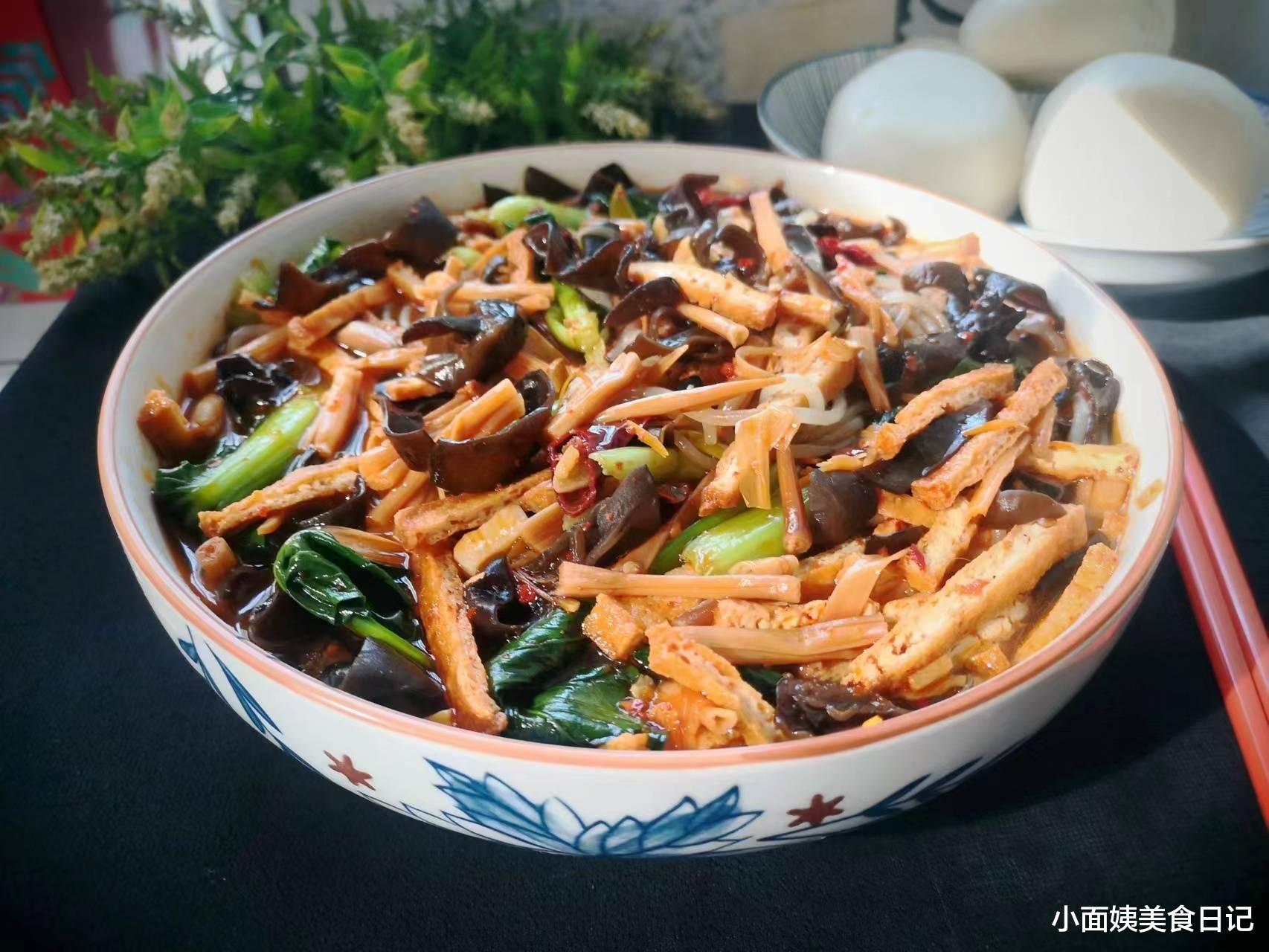 美食教程|天冷了，太喜欢这炖菜了，麻辣鲜香，好吃又下饭，吃了一天都暖和