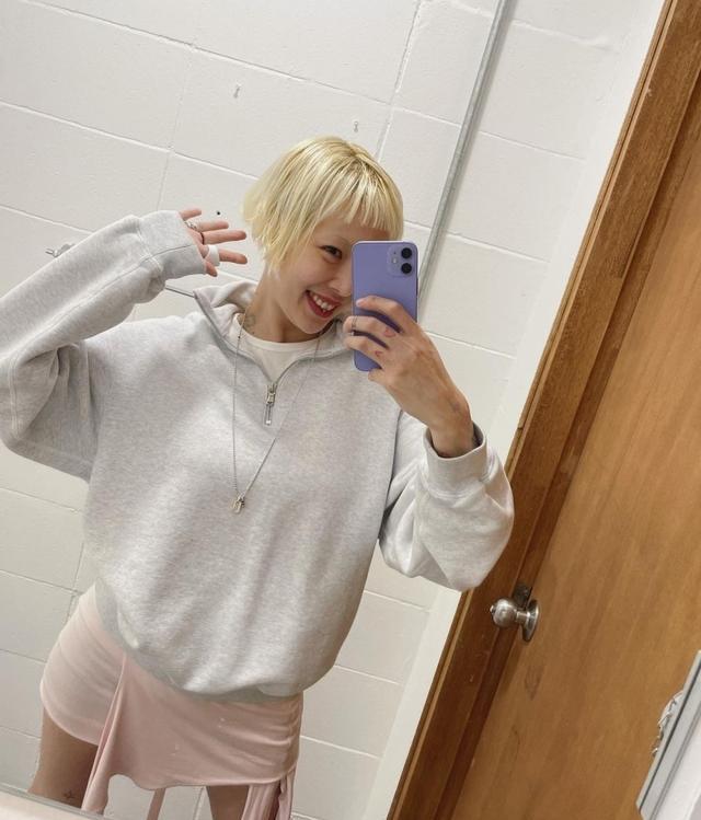 金泫雅 泫雅、DAWN复合了?短发造型很有相爱感,不觉得两人越来越像了吗