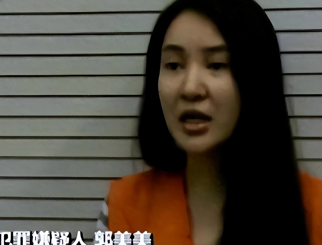 郭美美再次开始炫富,现身高级餐厅就餐,化浓妆不敢相认,承认自己的恋情