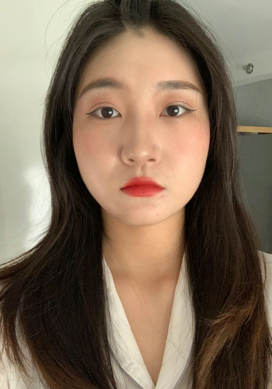 “精致土”妆容毁了多少普通女生?明明精心打扮,却越折腾越土气