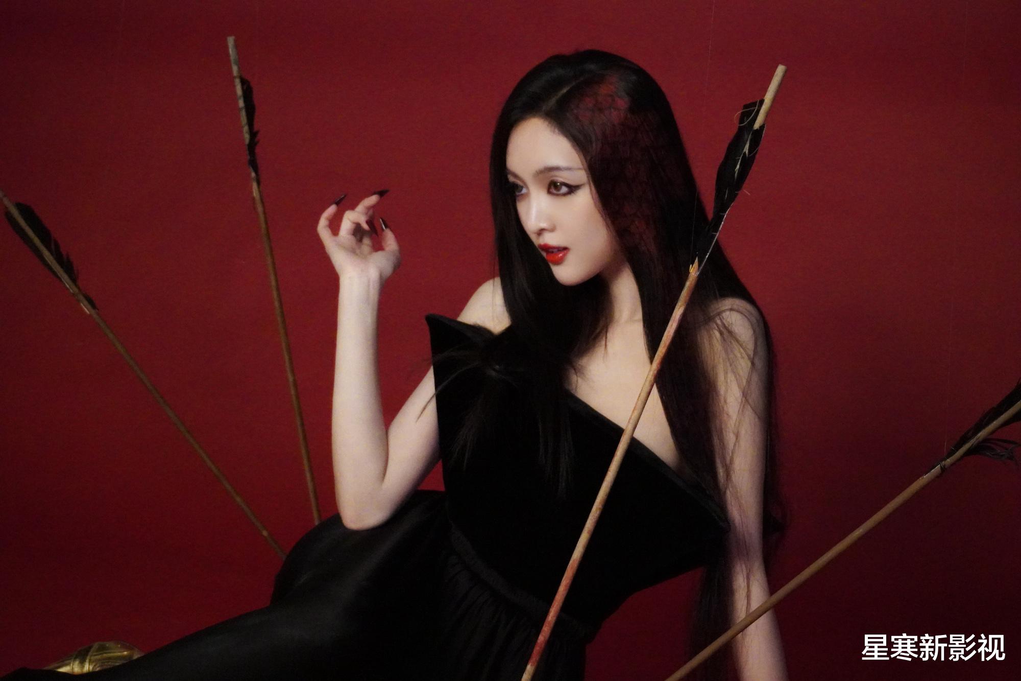 《国色芳华》正式开拍,杨紫再演古装大女主,二搭李现太惊喜!