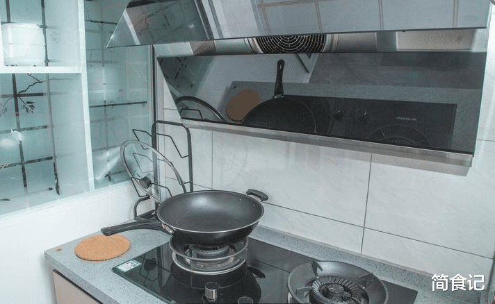 隔夜菜是癌症高发的“祸根”?提醒:3种省钱习惯,越早改掉越好