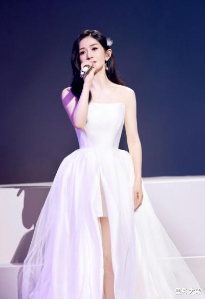 《浪姐4》成团名场面，陈嘉桦大喊SHE，谢娜首提《快乐大本营》停播困顿