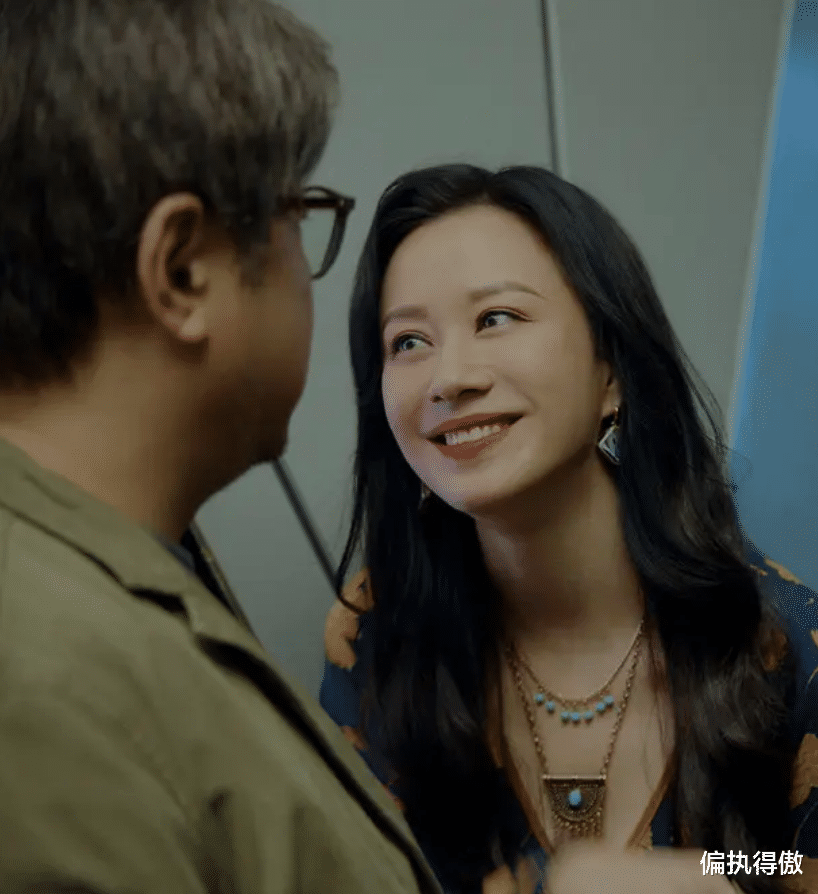 变性人、英年早婚、被列失信人员，真实的祝无双活得更累