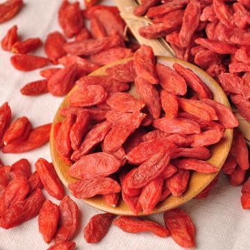 |枸杞国外被捧上天，枸杞面包卖到1000美元，老外：东方魔幻长寿果