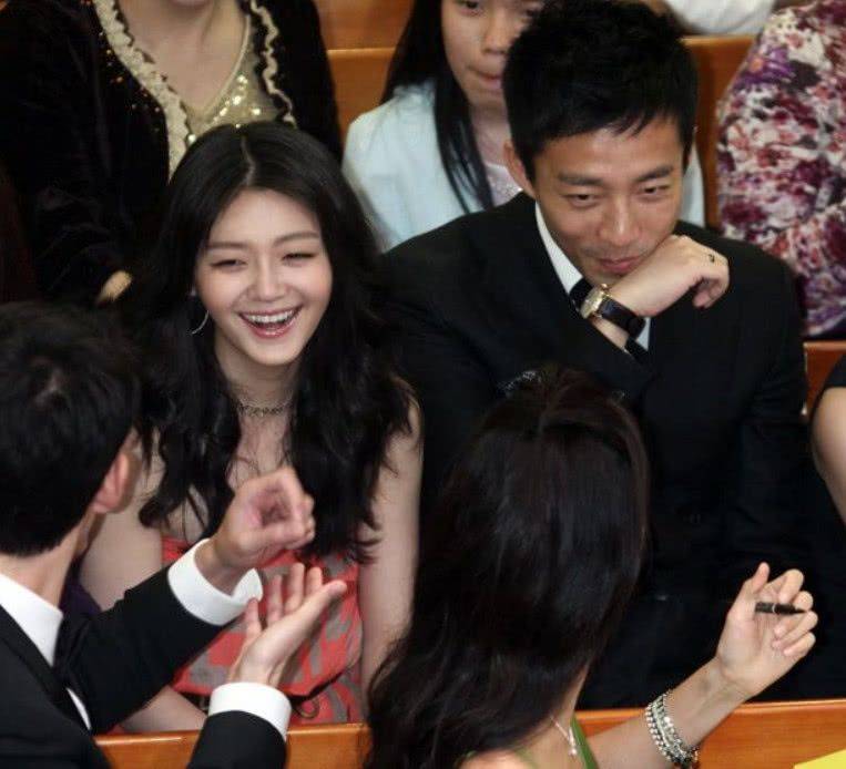 张艺兴|“落难的凤凰不如鸡”，大S的危机才刚刚开始