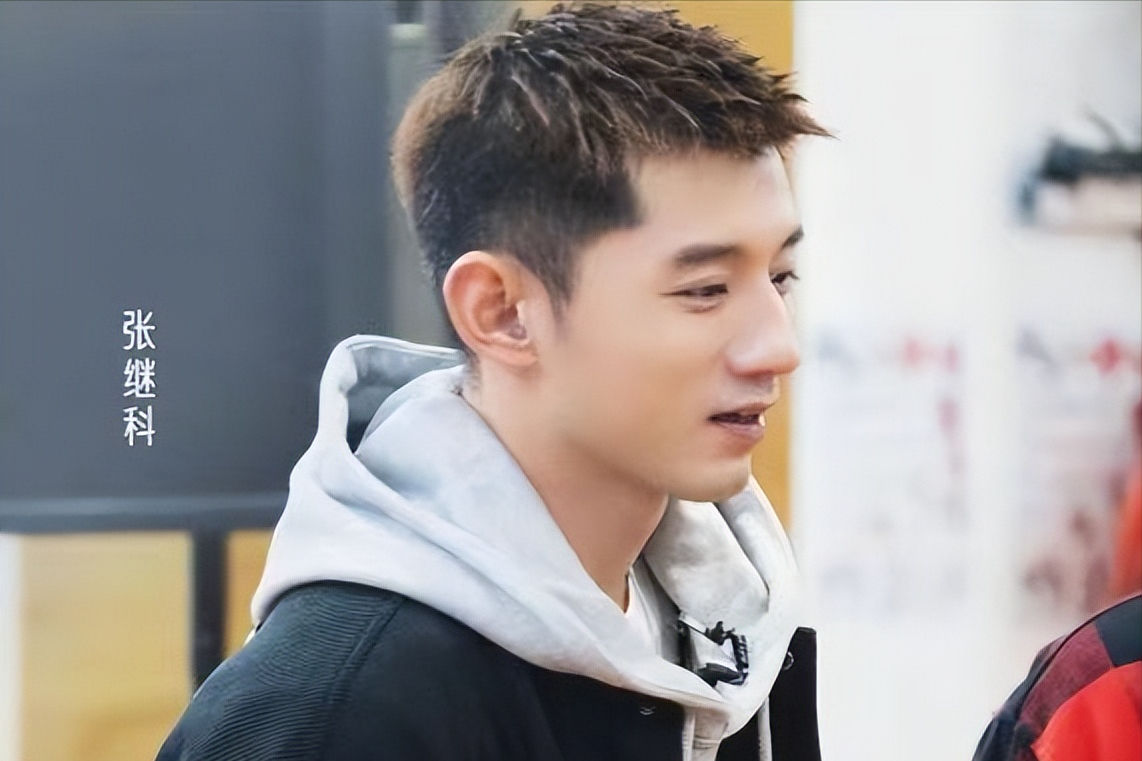 “富贵花”景甜：15年强捧上位，张继科事件后资源暴跌，快糊了？