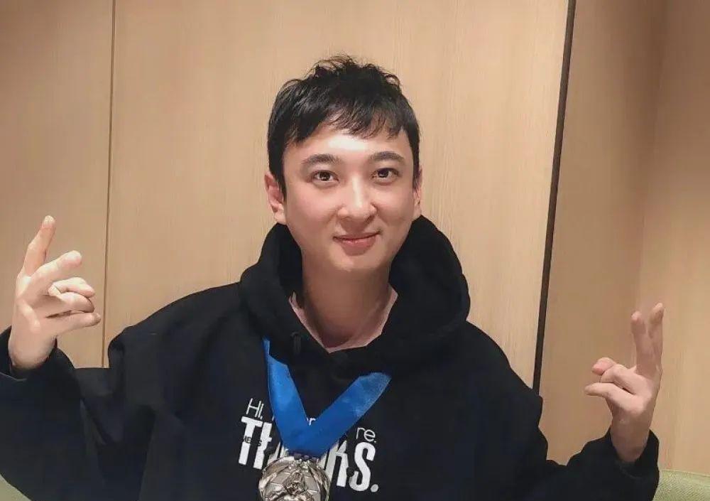 王思聪打人风波反转:赔偿209万是乌龙,排队求揍的网友散了吧