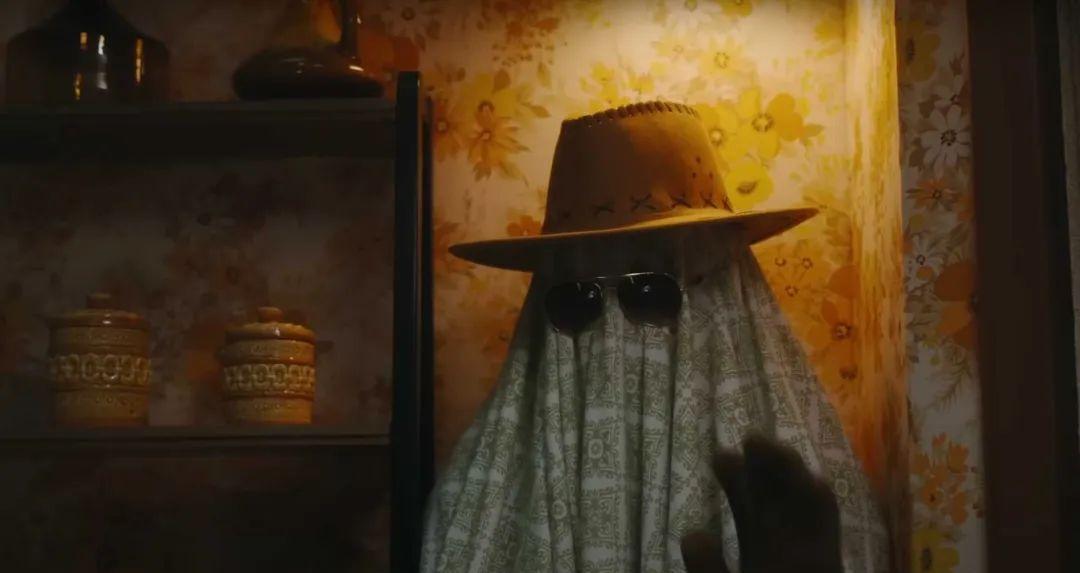 霉霉全球巡演狂揽百亿，歌迷买断机票酒店，外国总统总理写信表白