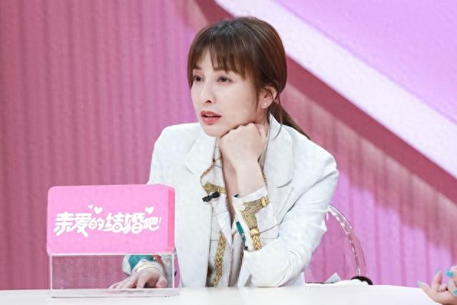 吴昕的瓜有点大!《快本》停播不出门抑郁,好友曝其“偷偷怀孕”