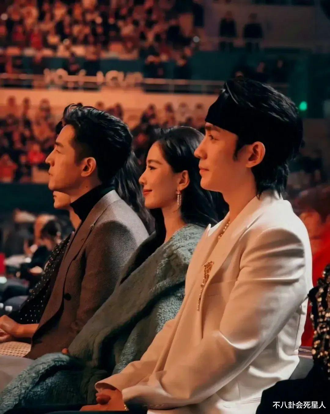 内娱这一夜,在37岁的杨幂身上看到了娱乐圈的人情世故