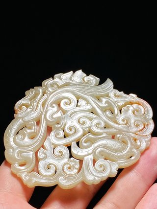 菊花|战汉 熟坑 和田玉籽料 白玉 龙凤纹 玉珮