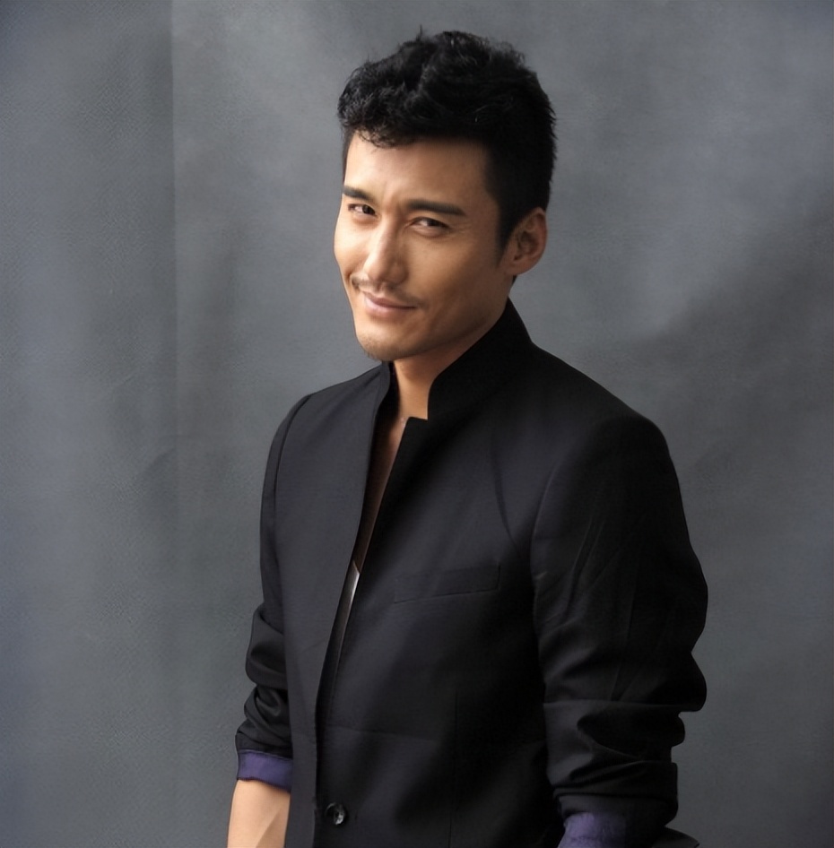 胡兵|胡兵官宣结婚惊动娱乐圈，30年的爱情终成眷属