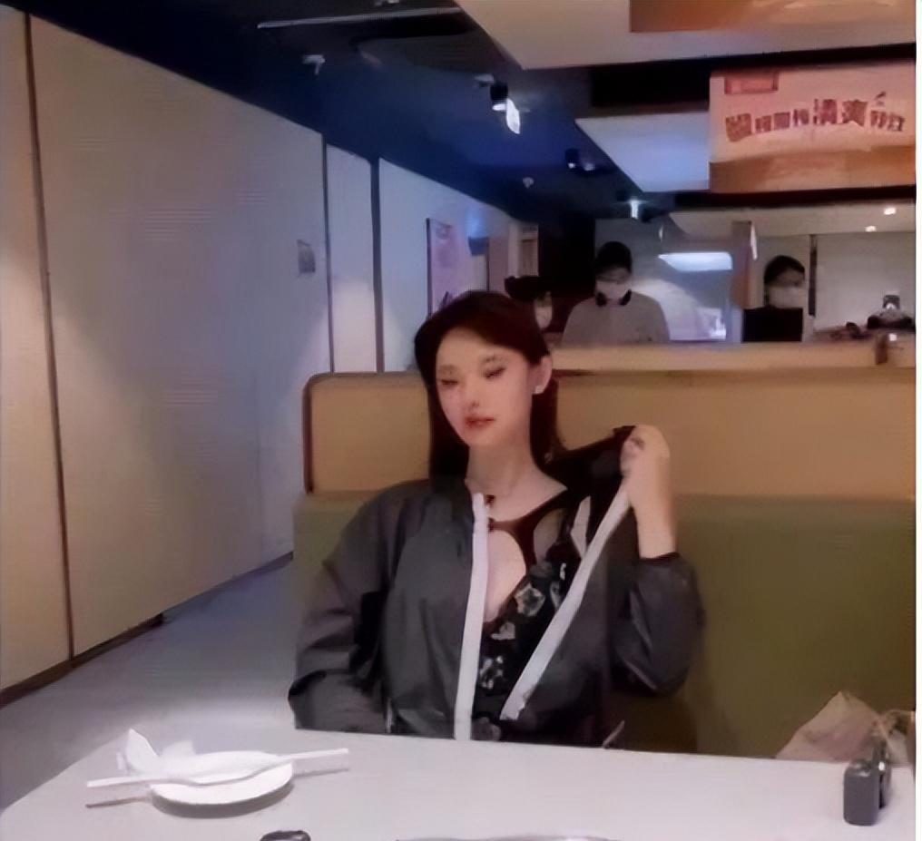 陈乔恩|热搜,海底捞不雅事件!当事人被曝光是知名网黄“是阿朱呀”