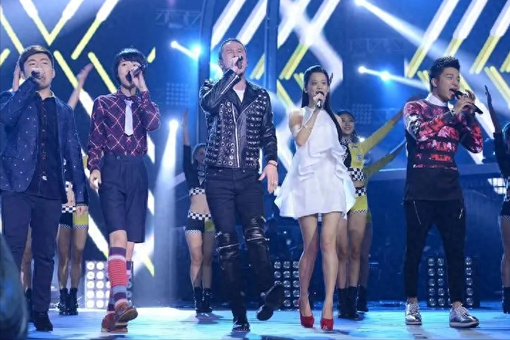 浙江卫视|好声音事情大结局：官媒永不合作，品牌方抵制，节目暂停播出！