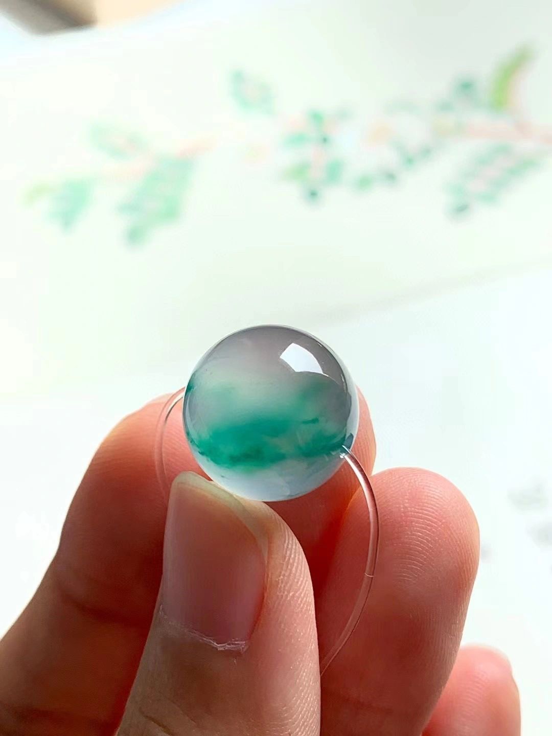 翡翠|湖蓝丝带，翡翠中的花纹, 翡翠珠子