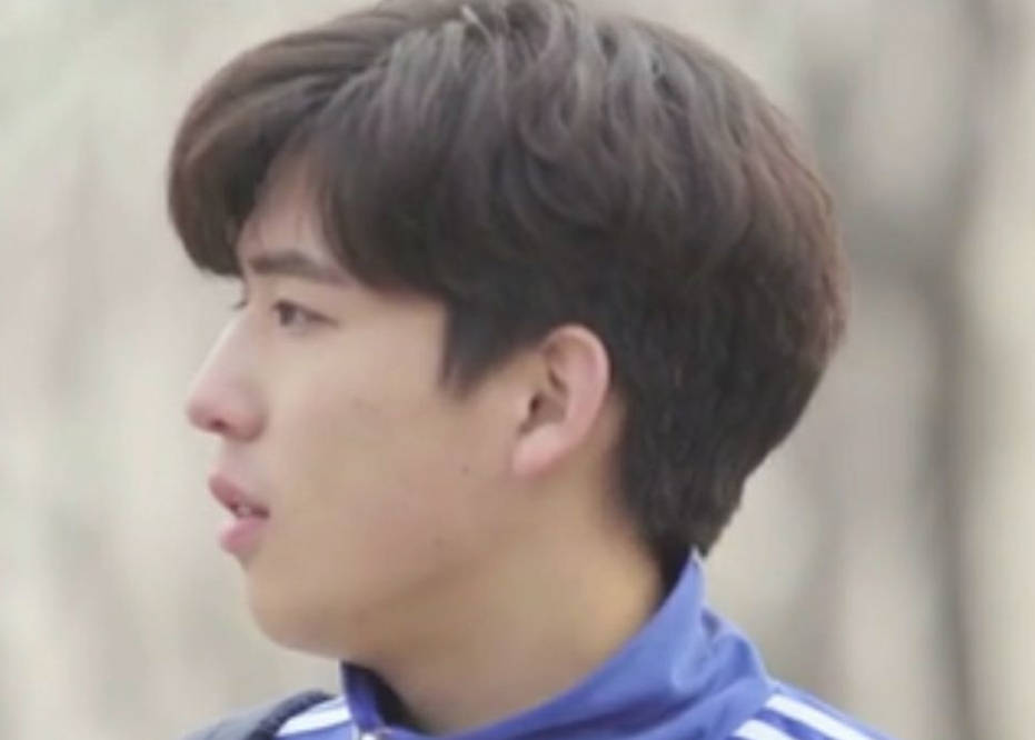 整容|明星的“倔强”叫没整容,微调我忍了,这9位方脸变小V脸真忍不了