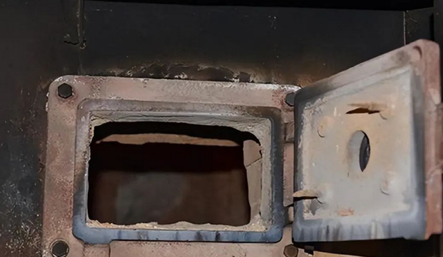 |24岁美女在八宝山做火化师,平均每日焚烧60具尸体,亲人都嫌晦气!